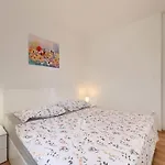 House In Iki I With Pool And Gym Hébergement de vacances *