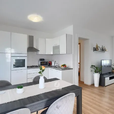 Holiday home Comfortable House With Private Swimming Pool *