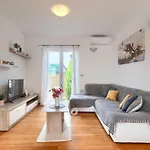 度假居 House In Iki I With Pool And Gym