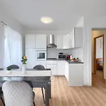 度假居 House In Iki I With Pool And Gym 普拉