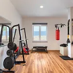 House In Iki I With Pool And Gym * 普拉